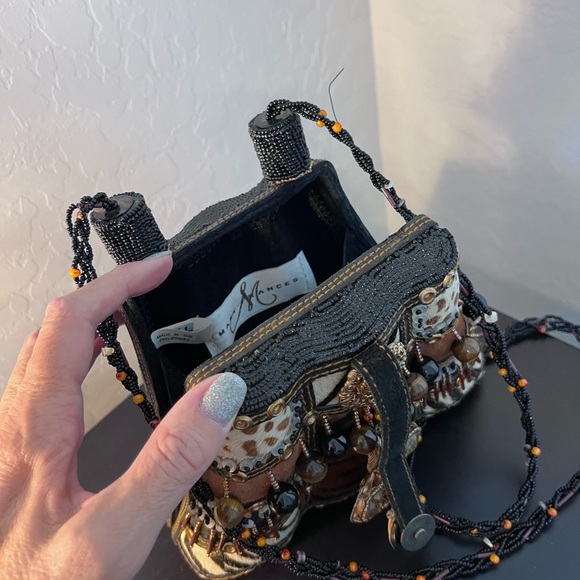 On Safari with Mary Frances Crossbody - Picture 5 of 8